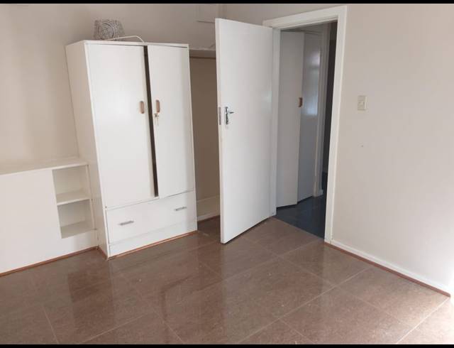 4 BEDROOM HOUSE RENTED IN WESTVILLE